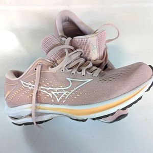 Mizuno Wave Rider 25 US Size 7